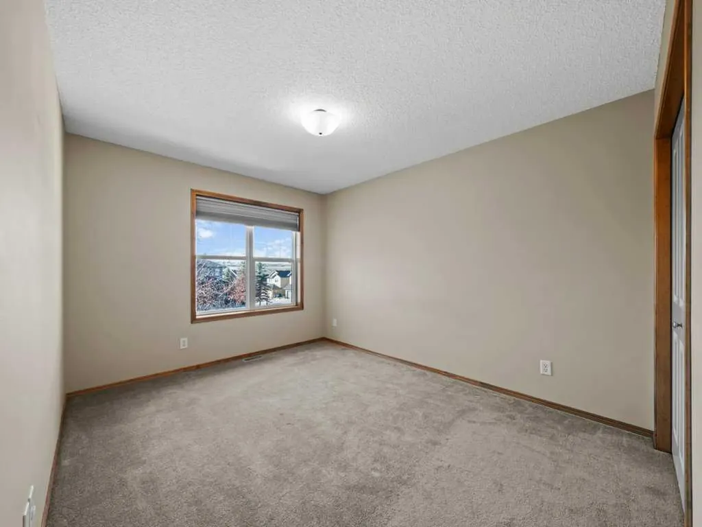 108 Pantego Rise NW Calgary AB T3K 6J3