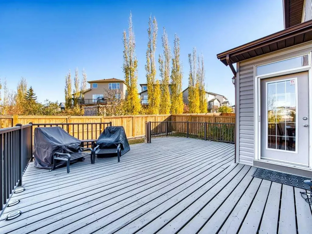 108 Pantego Rise NW Calgary AB T3K 6J3