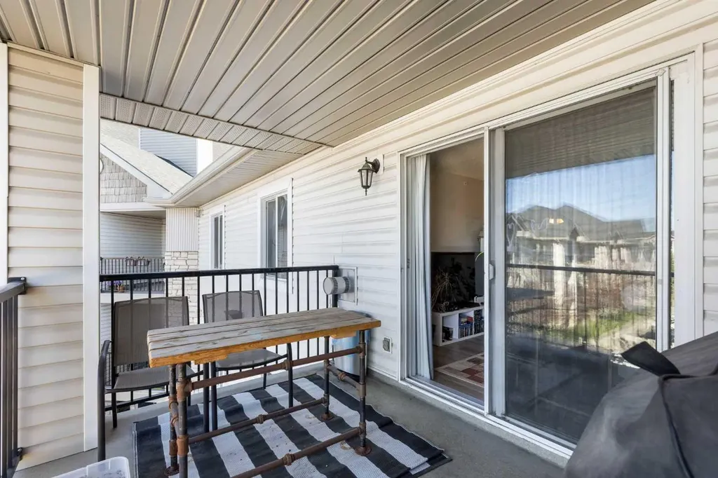 2371 Eversyde Avenue SW Calgary AB T2Y 5B8