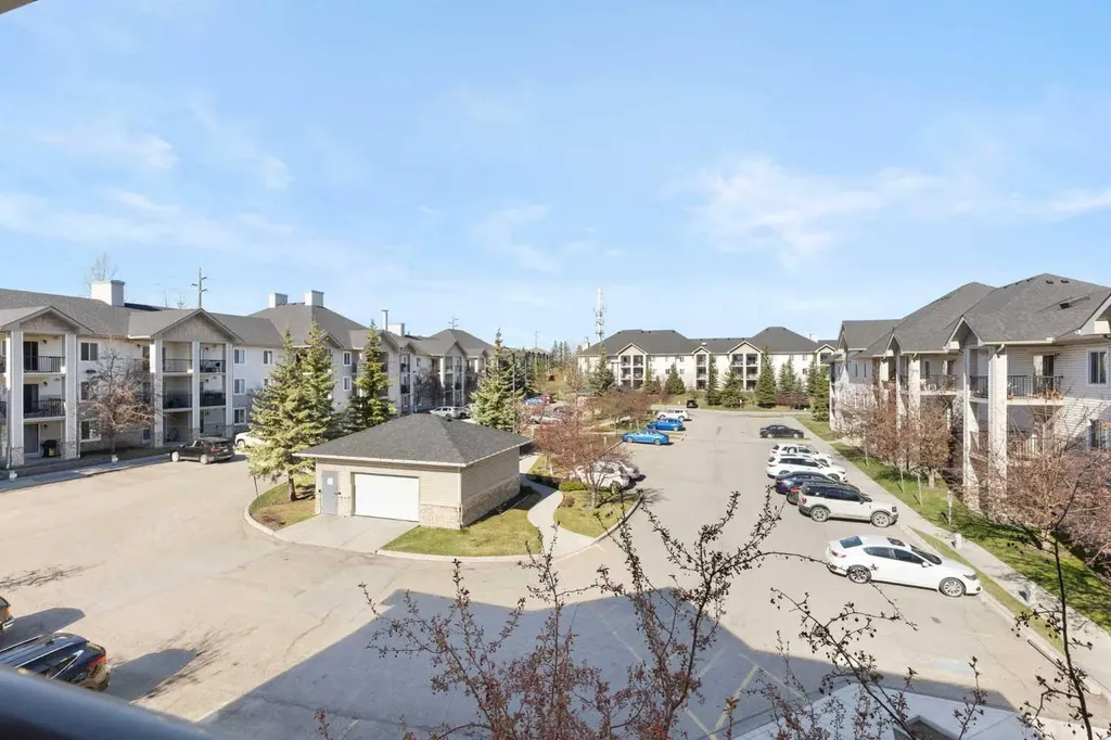 2371 Eversyde Avenue SW Calgary AB T2Y 5B8