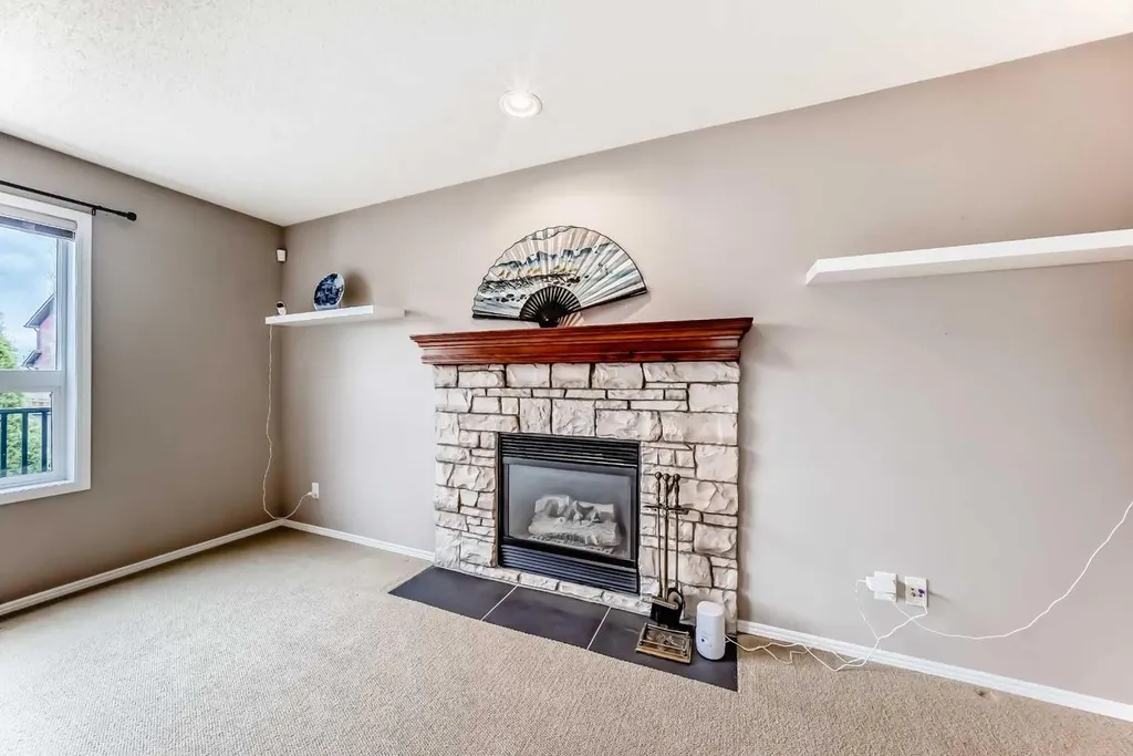 80 Eversyde Way SW Calgary AB T2Y4V5