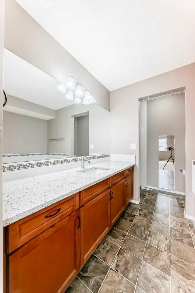 80 Eversyde Way SW Calgary AB T2Y4V5