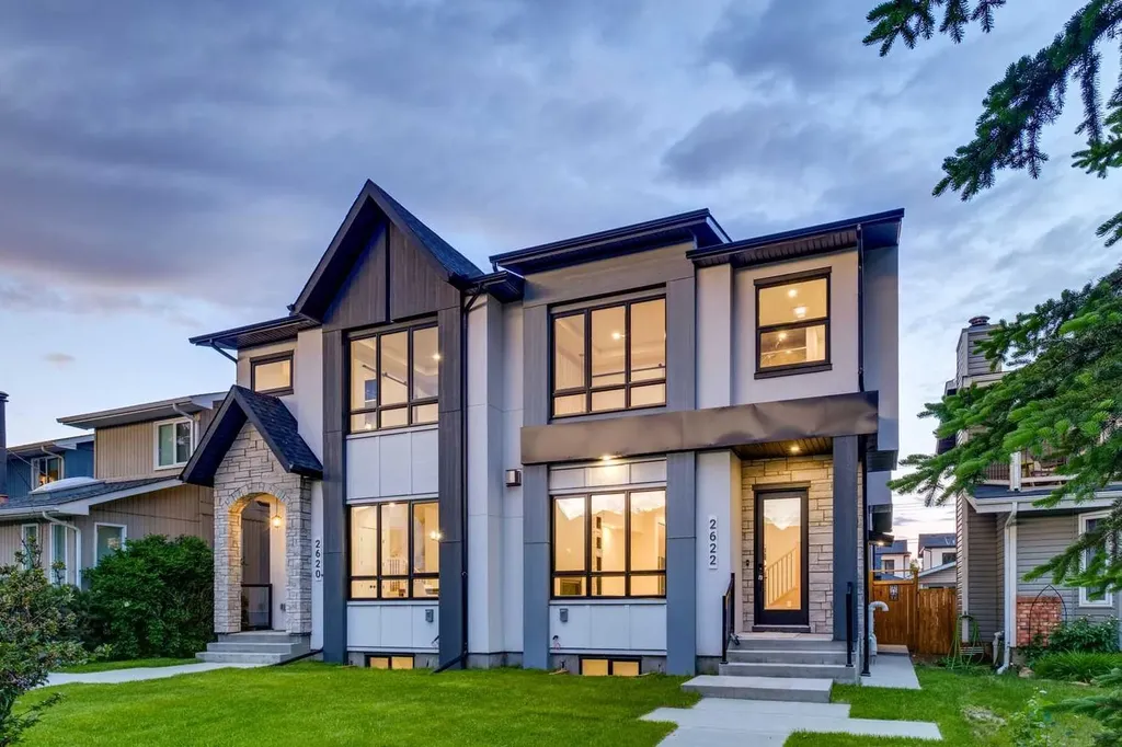 2622 30 Street SW Calgary AB T3E 2M2