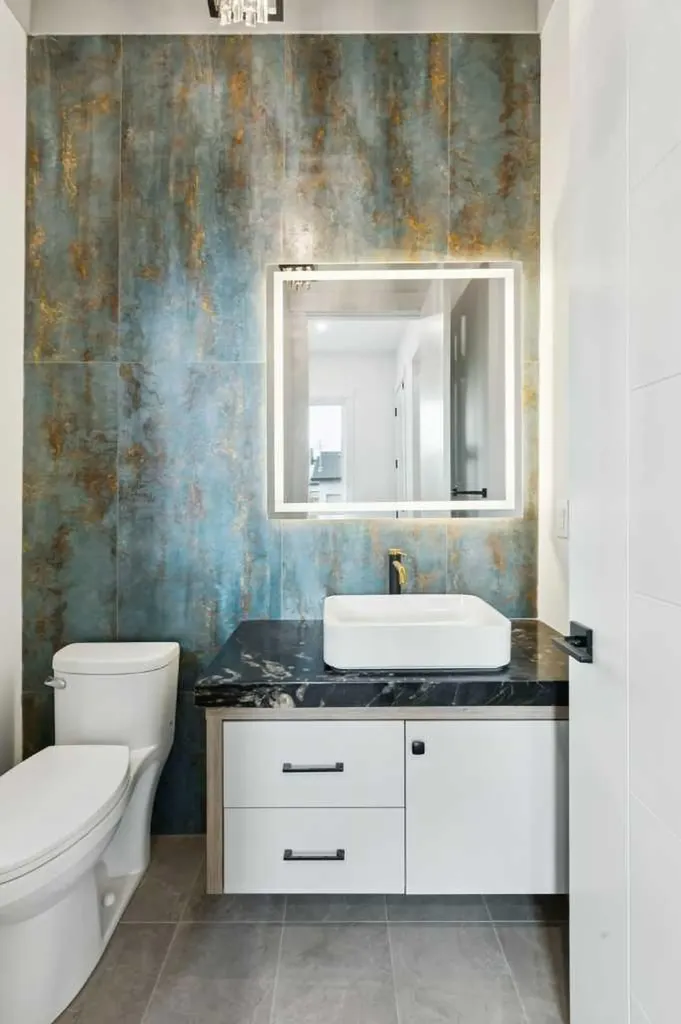 2622 30 Street SW Calgary AB T3E 2M2