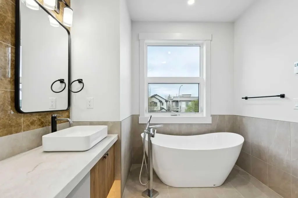 2622 30 Street SW Calgary AB T3E 2M2