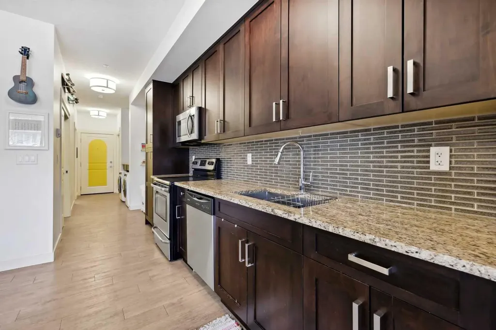 130 Auburn Meadows View SE Calgary AB T3M 2P3