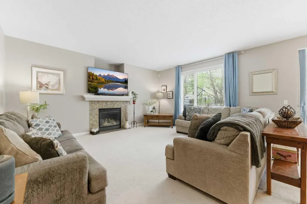 143 Chaparral Ravine View SE Calgary AB T2X 0S4