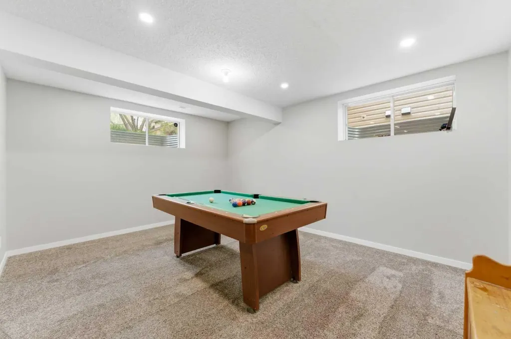 143 Chaparral Ravine View SE Calgary AB T2X 0S4