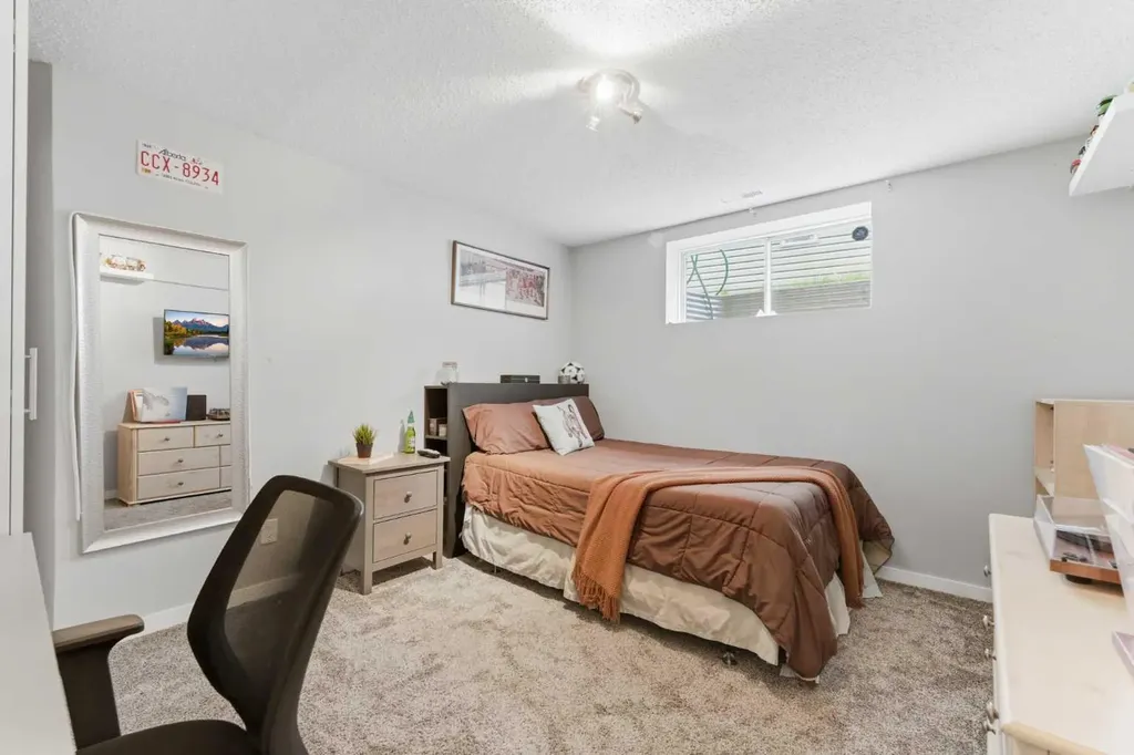 143 Chaparral Ravine View SE Calgary AB T2X 0S4