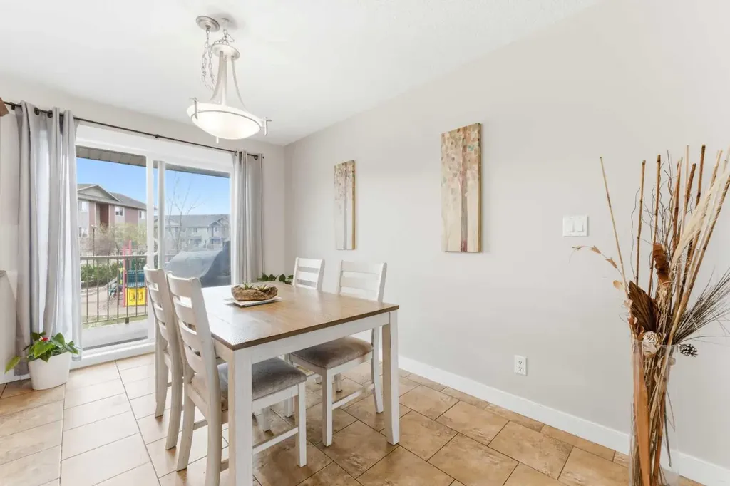 2370 Bayside Road SW Airdrie AB T4B 0N1