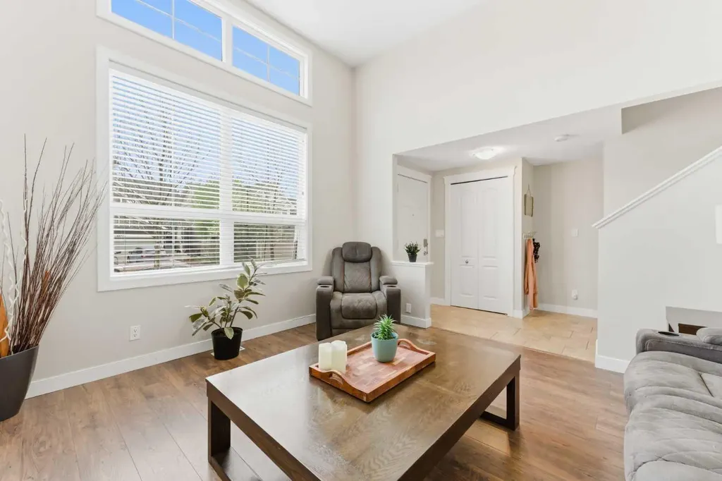 2370 Bayside Road SW Airdrie AB T4B 0N1