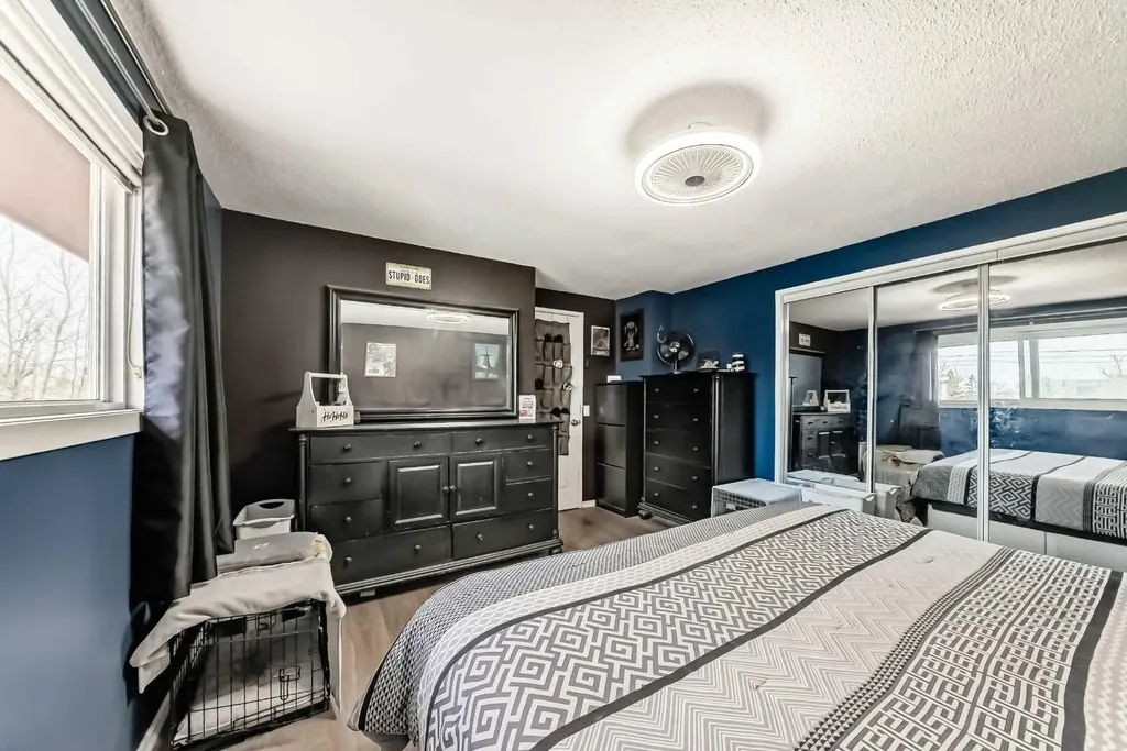 3014 Doverville Crescent SE Calgary AB T2B 1T9