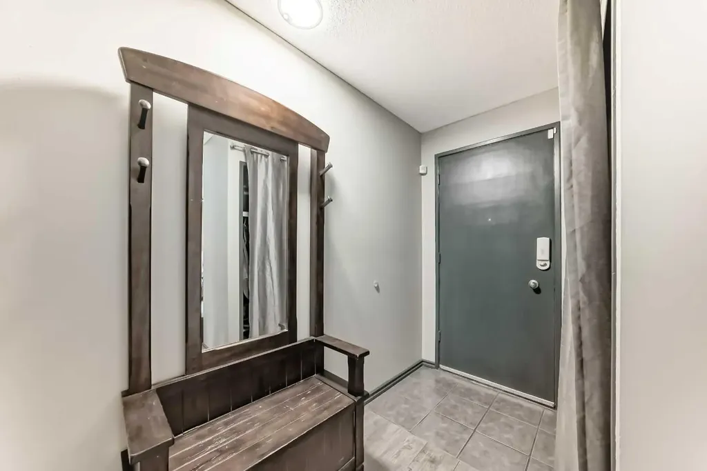 3014 Doverville Crescent SE Calgary AB T2B 1T9