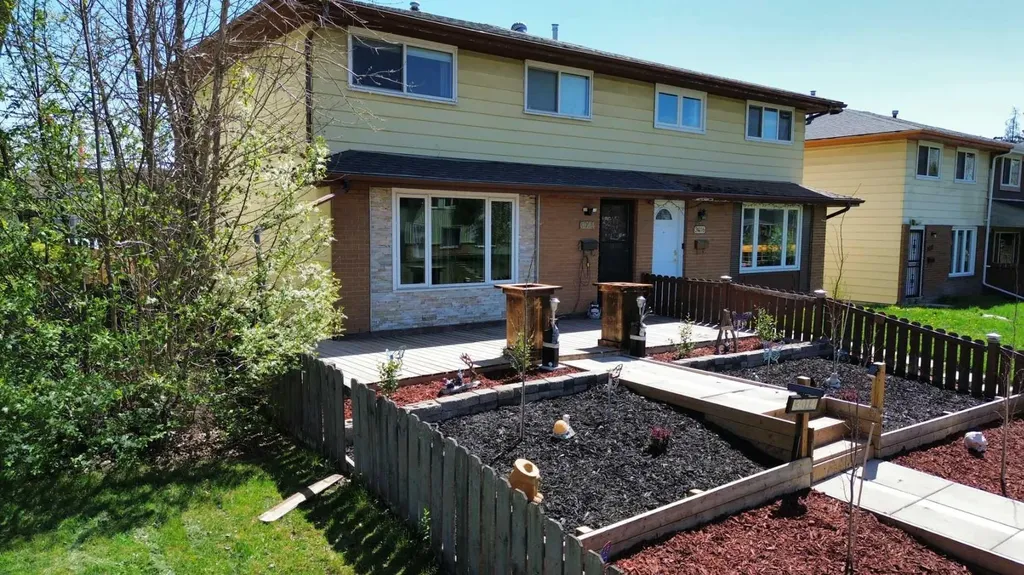 3014 Doverville Crescent SE Calgary AB T2B 1T9