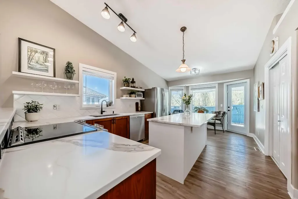 39 Westfall Crescent Okotoks AB T1S 1V5