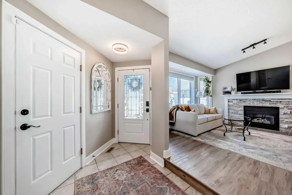 39 Westfall Crescent Okotoks AB T1S 1V5