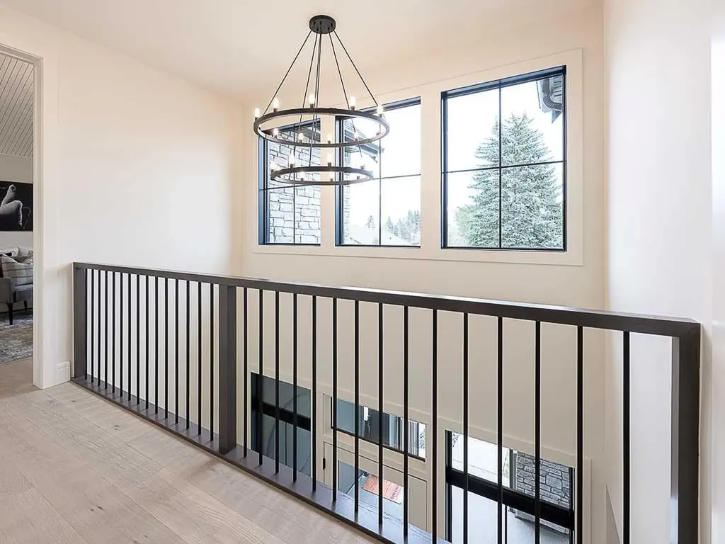 15 42 Street SW Calgary AB T3C 1Y2