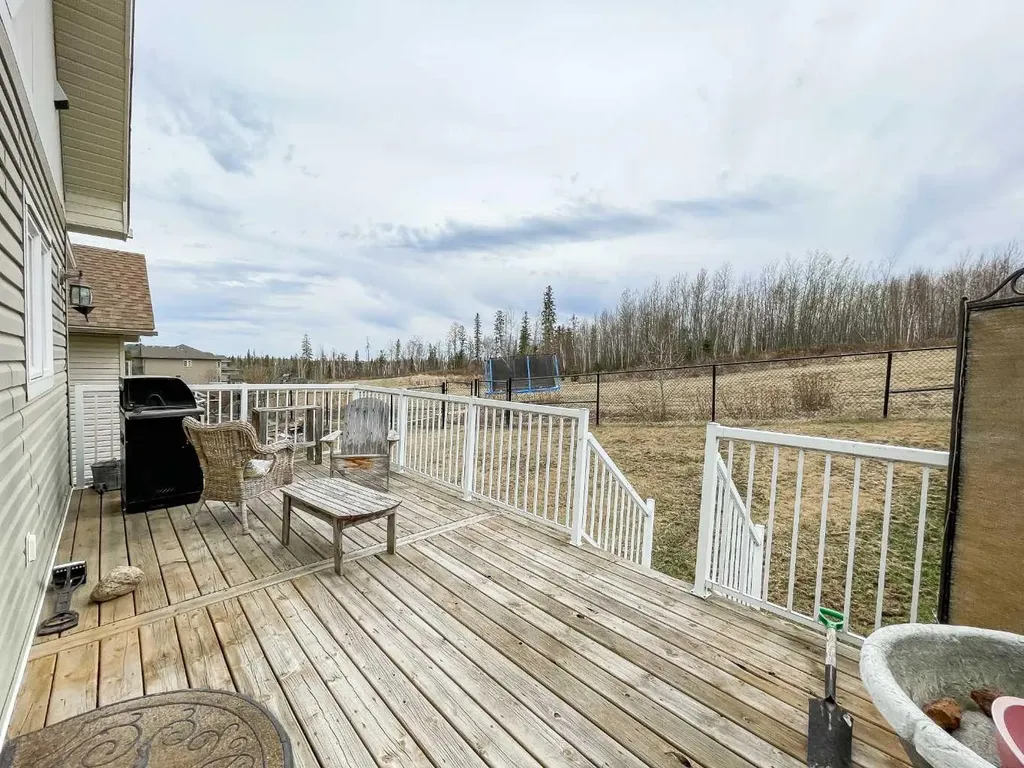 260 Killdeer Fort Mcmurray AB T9K0R2