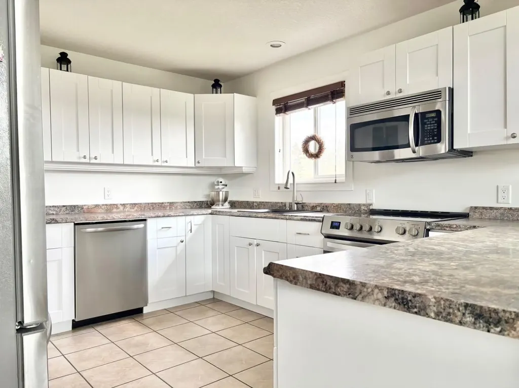 31039 Township Road 734 Bezanson AB T0H0G0