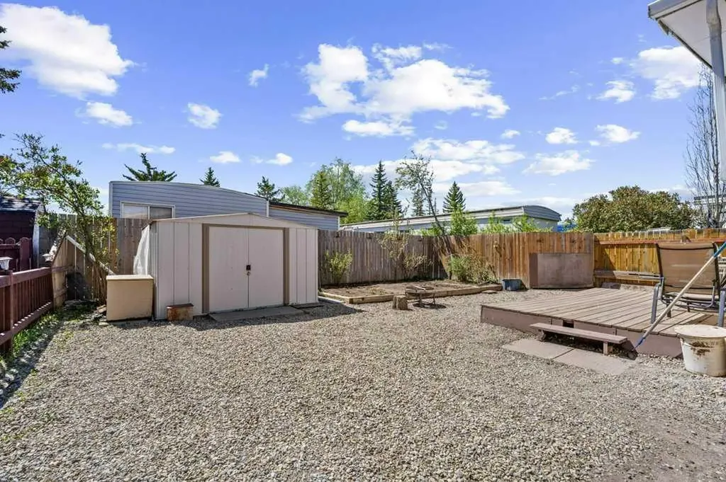 3223 83 Street NW Calgary AB T3B5N2