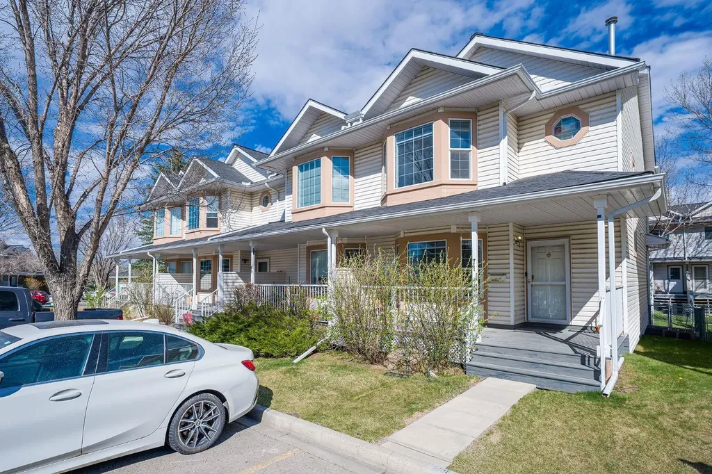 71 Martin Crossing Court NE Calgary AB T3J 3P3