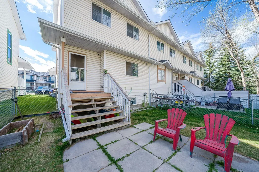 71 Martin Crossing Court NE Calgary AB T3J 3P3