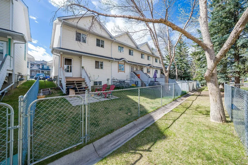 71 Martin Crossing Court NE Calgary AB T3J 3P3