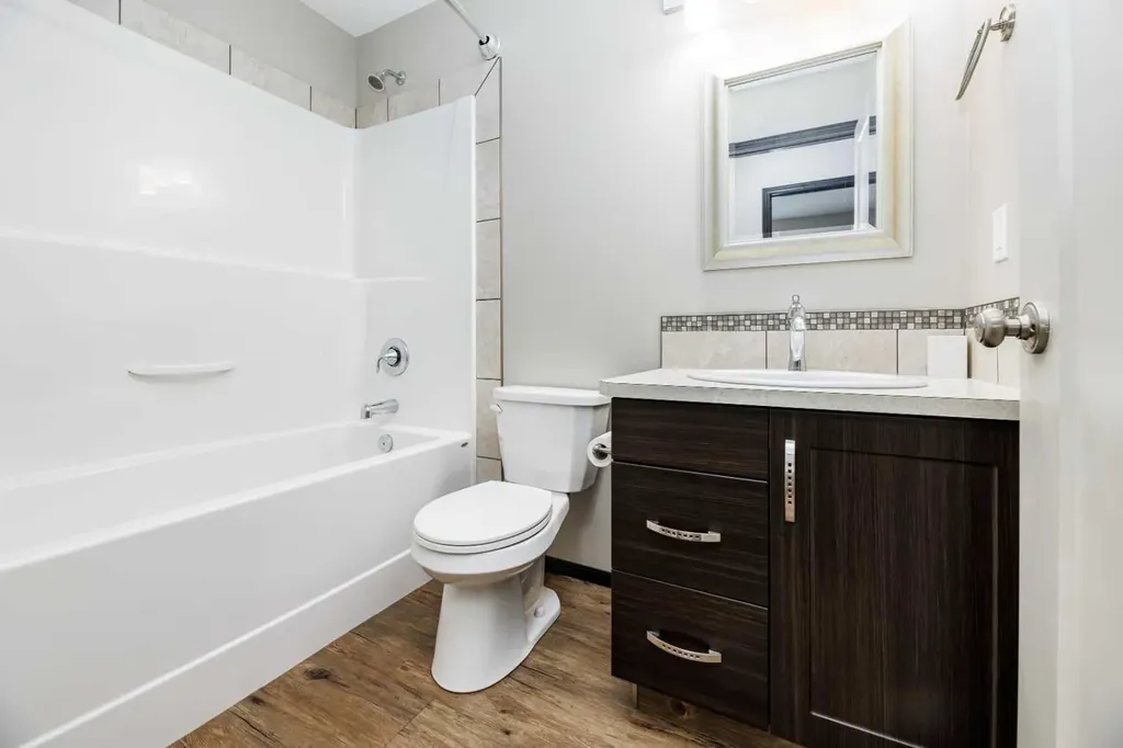 52 Vancouver Crescent Red Deer AB T4R 0N6