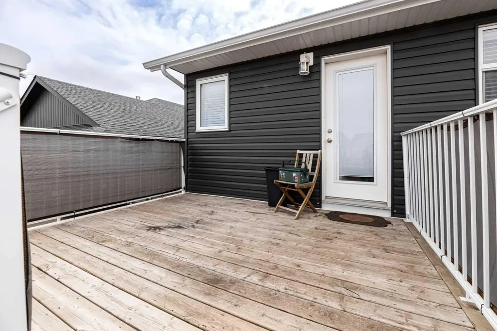 52 Vancouver Crescent Red Deer AB T4R 0N6