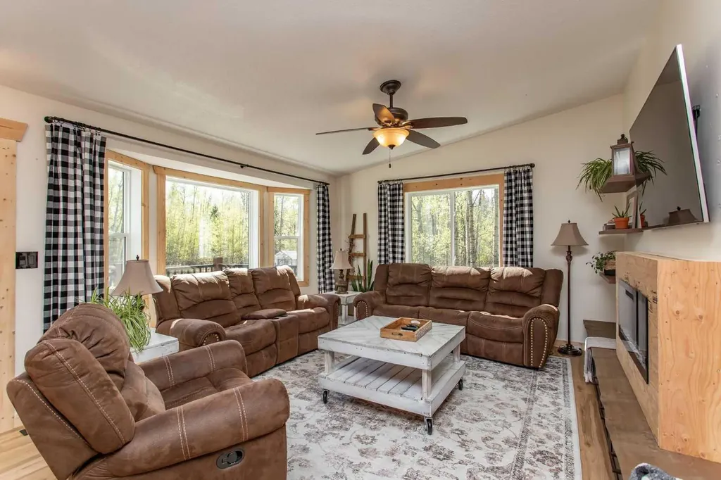 413065 Range Road 6-3 Rural Clearwater County AB T4T 2A1