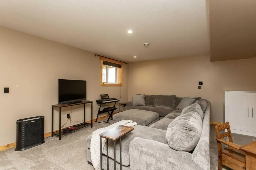413065 Range Road 6-3 Rural Clearwater County AB T4T 2A1