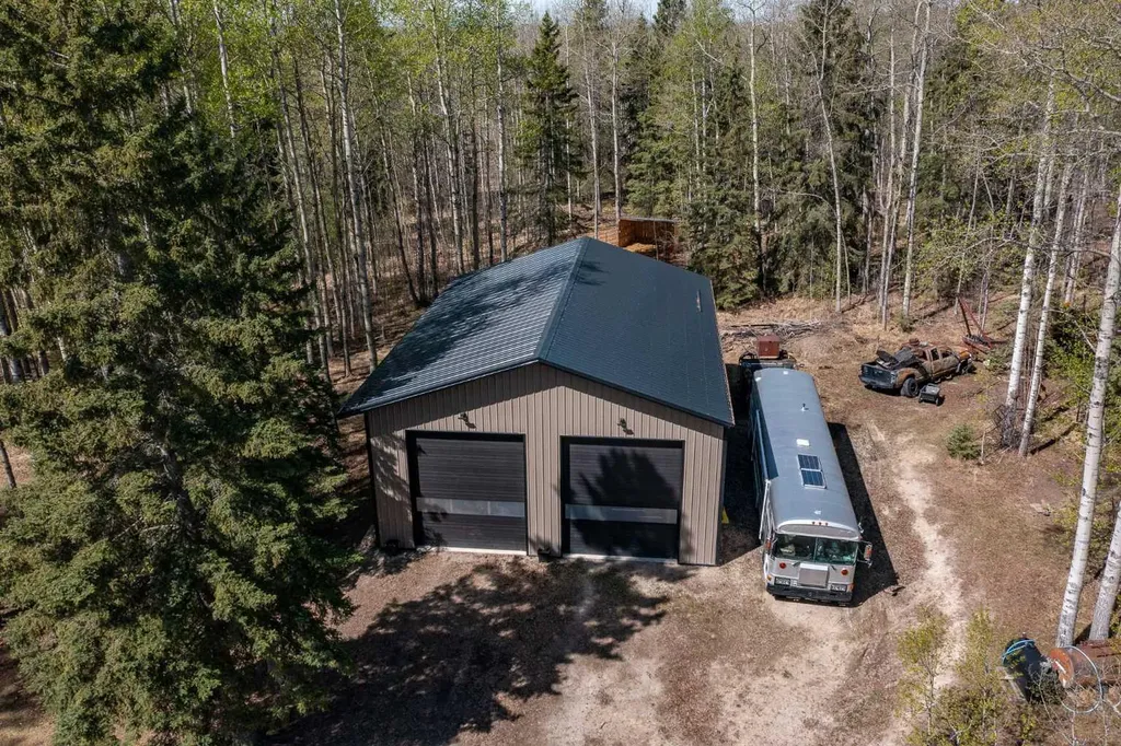 413065 Range Road 6-3 Rural Clearwater County AB T4T 2A1