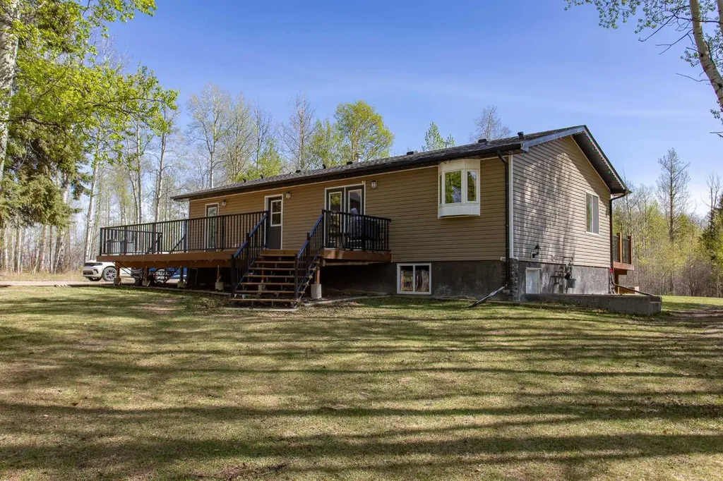 413065 Range Road 6-3 Rural Clearwater County AB T4T 2A1