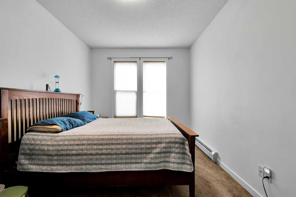 207 Sunset Drive Cochrane AB T4C 0H7
