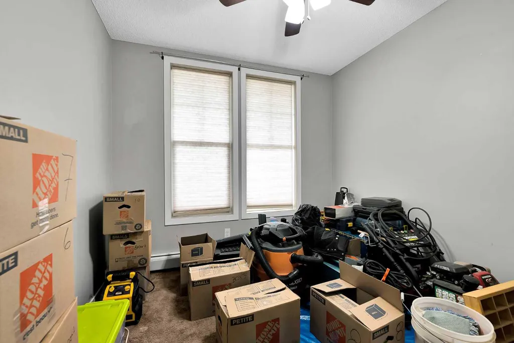 207 Sunset Drive Cochrane AB T4C 0H7