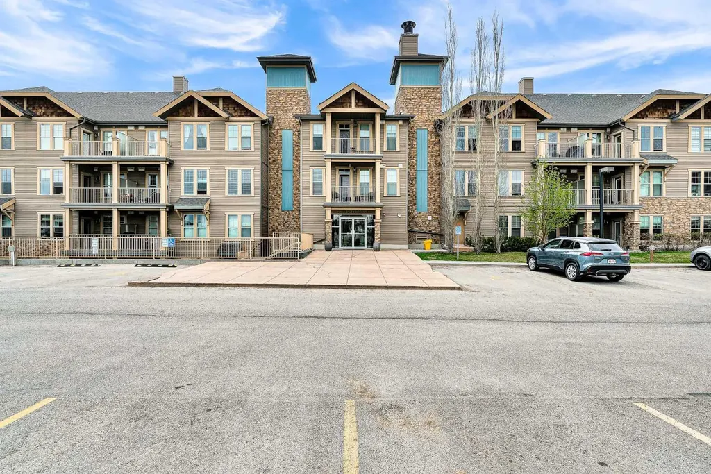 207 Sunset Drive Cochrane AB T4C 0H7