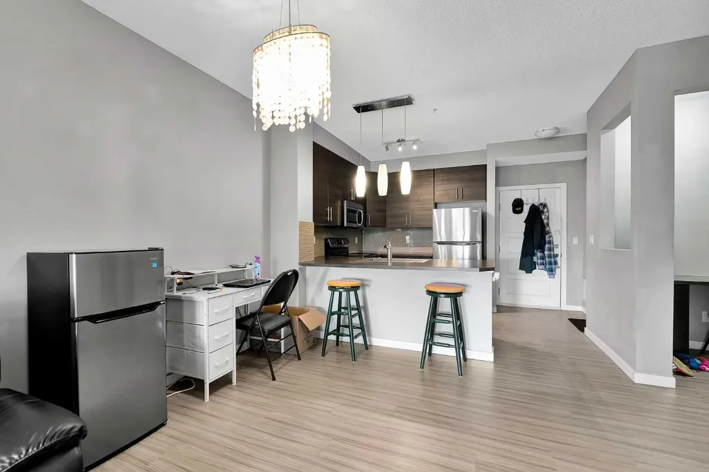 207 Sunset Drive Cochrane AB T4C 0H7