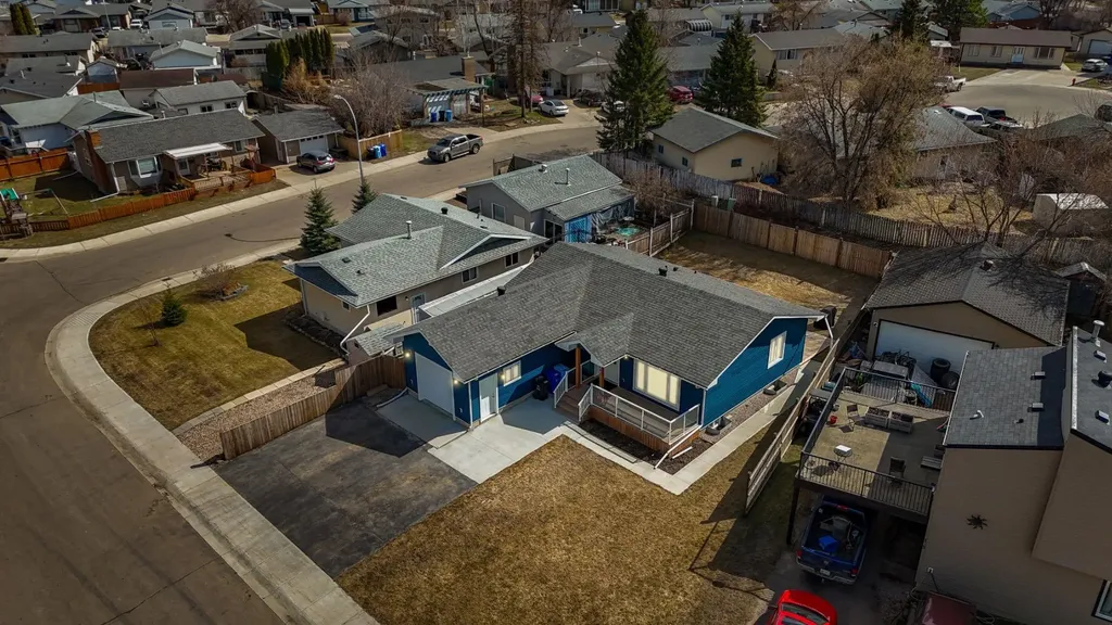 121 Demers Drive Fort Mcmurray AB T9H 2B3