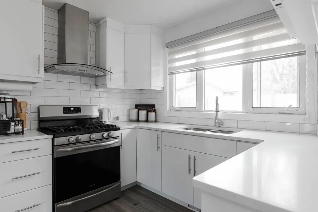 121 Demers Drive Fort Mcmurray AB T9H 2B3