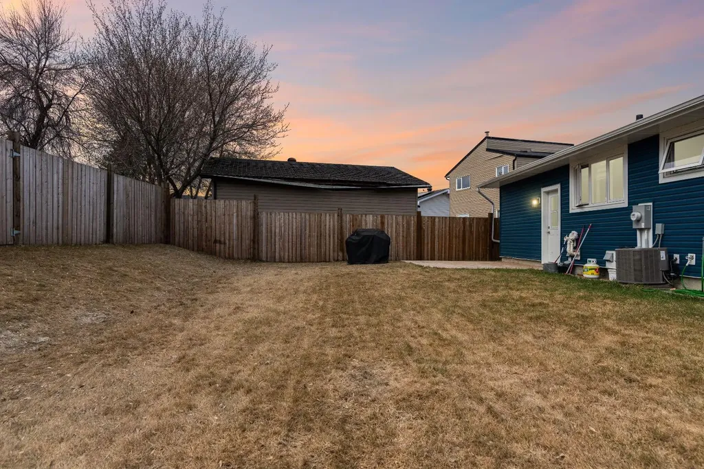 121 Demers Drive Fort Mcmurray AB T9H 2B3