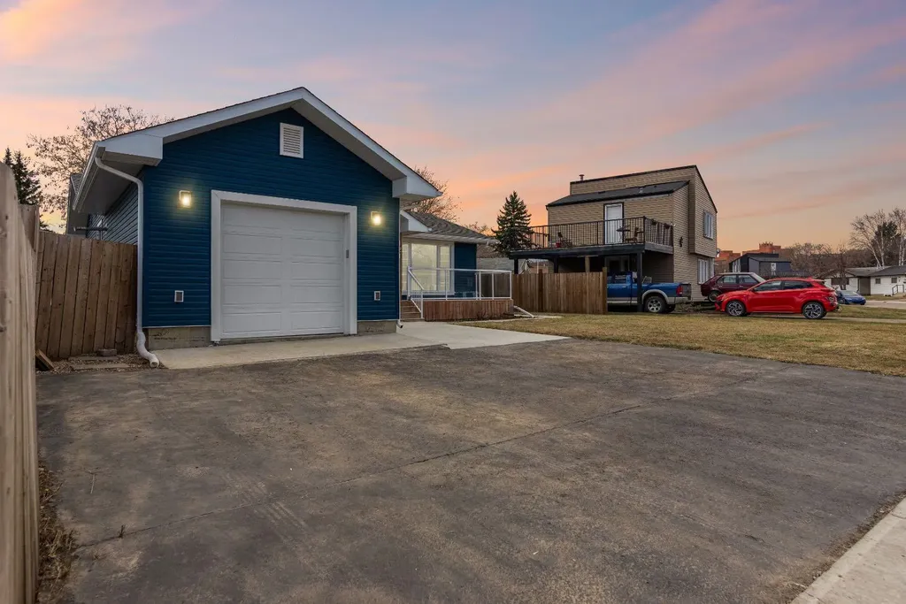121 Demers Drive Fort Mcmurray AB T9H 2B3