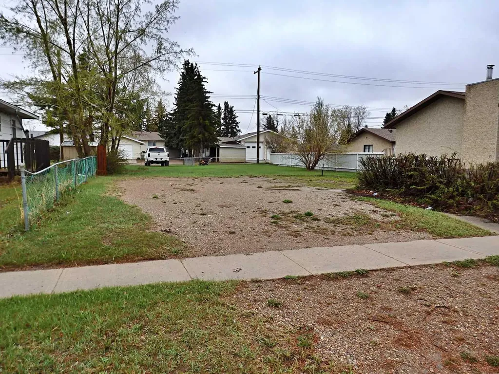 4605 50 Avenue Vermilion AB T9X 1R6