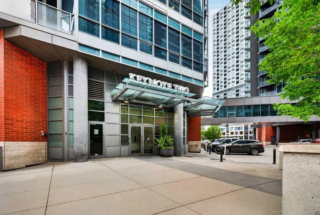 225 11 Avenue SE Calgary AB T2G 0G3