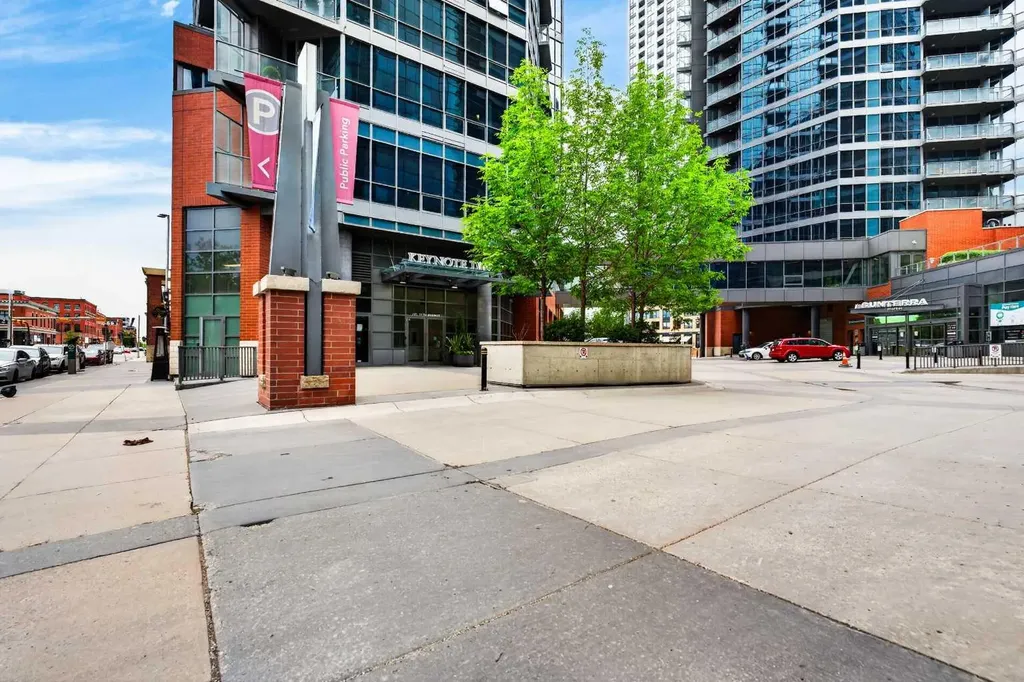 225 11 Avenue SE Calgary AB T2G 0G3