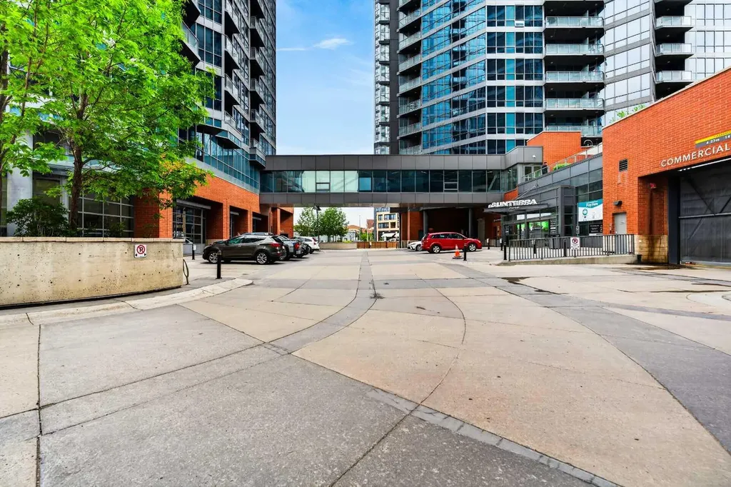 225 11 Avenue SE Calgary AB T2G 0G3