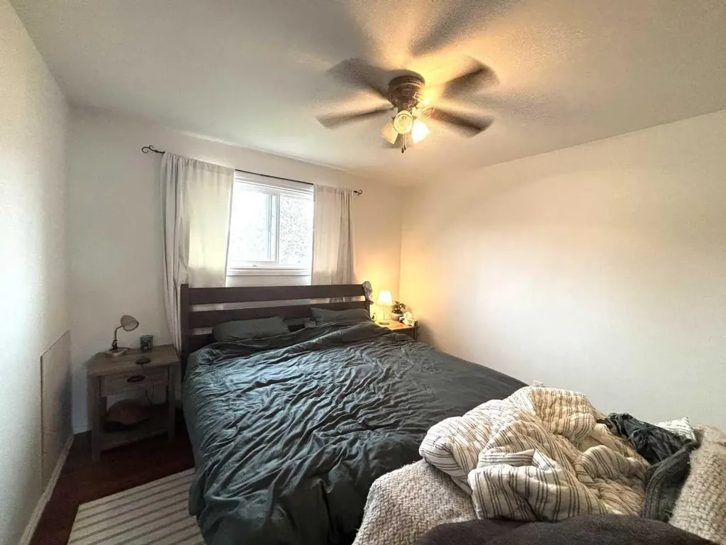 20 Virginia Avenue Whitecourt AB T7S1H2