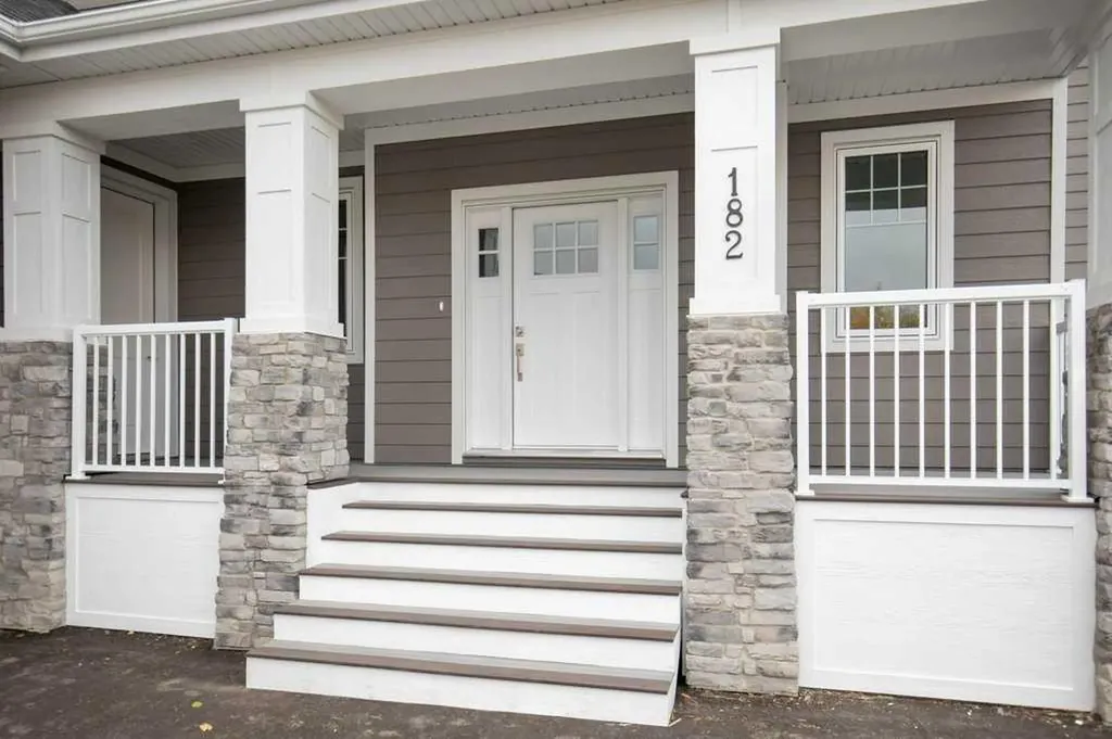 182 Slopeside Drive Rural Lacombe County AB T4S 0V2