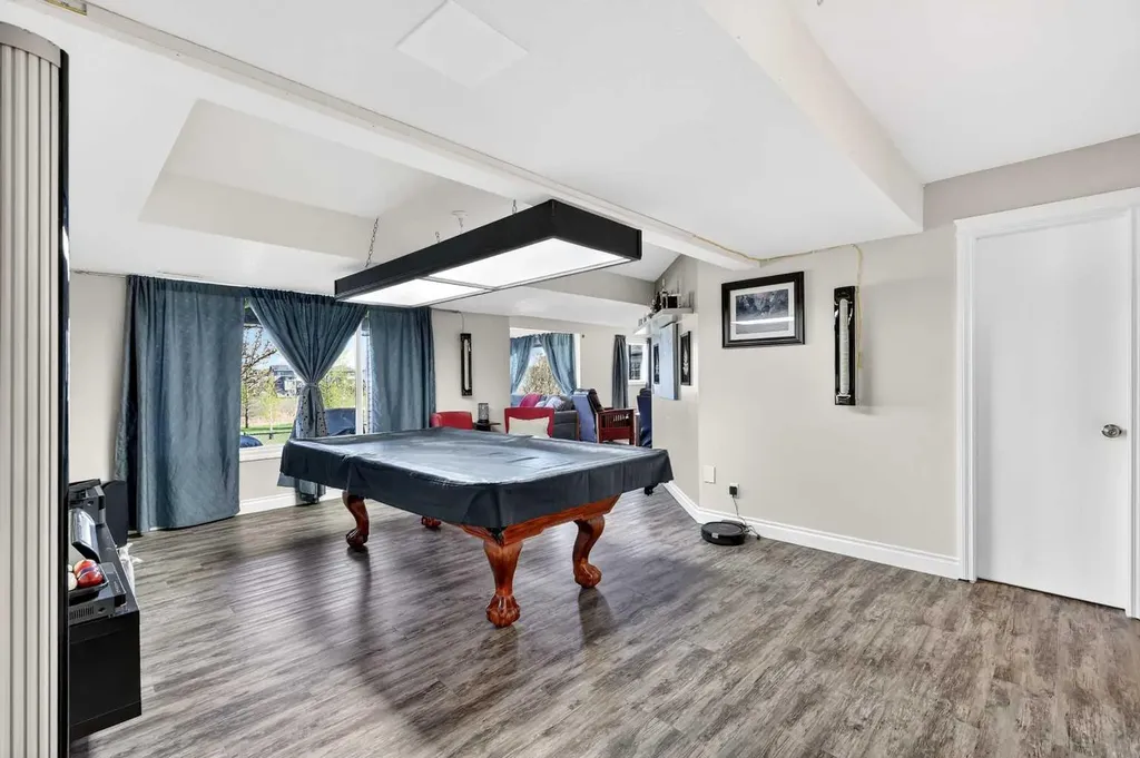 525 High Park Court NW High River AB T1V 0A4