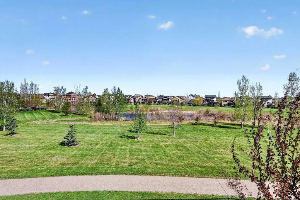 525 High Park Court NW High River AB T1V 0A4