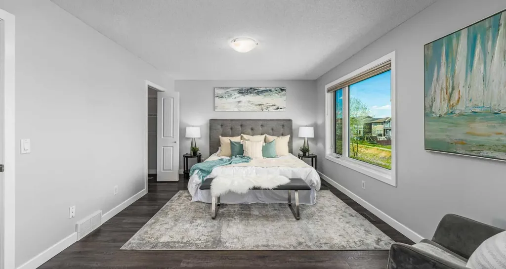 724 Luxstone Landing SW Airdrie AB T4B 3L1